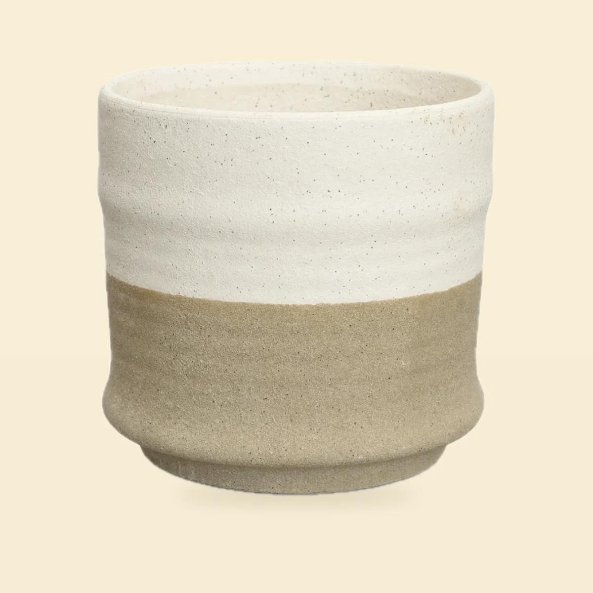 Osłonka ceramiczna 13x13 cm beżowo-kremowa matowa