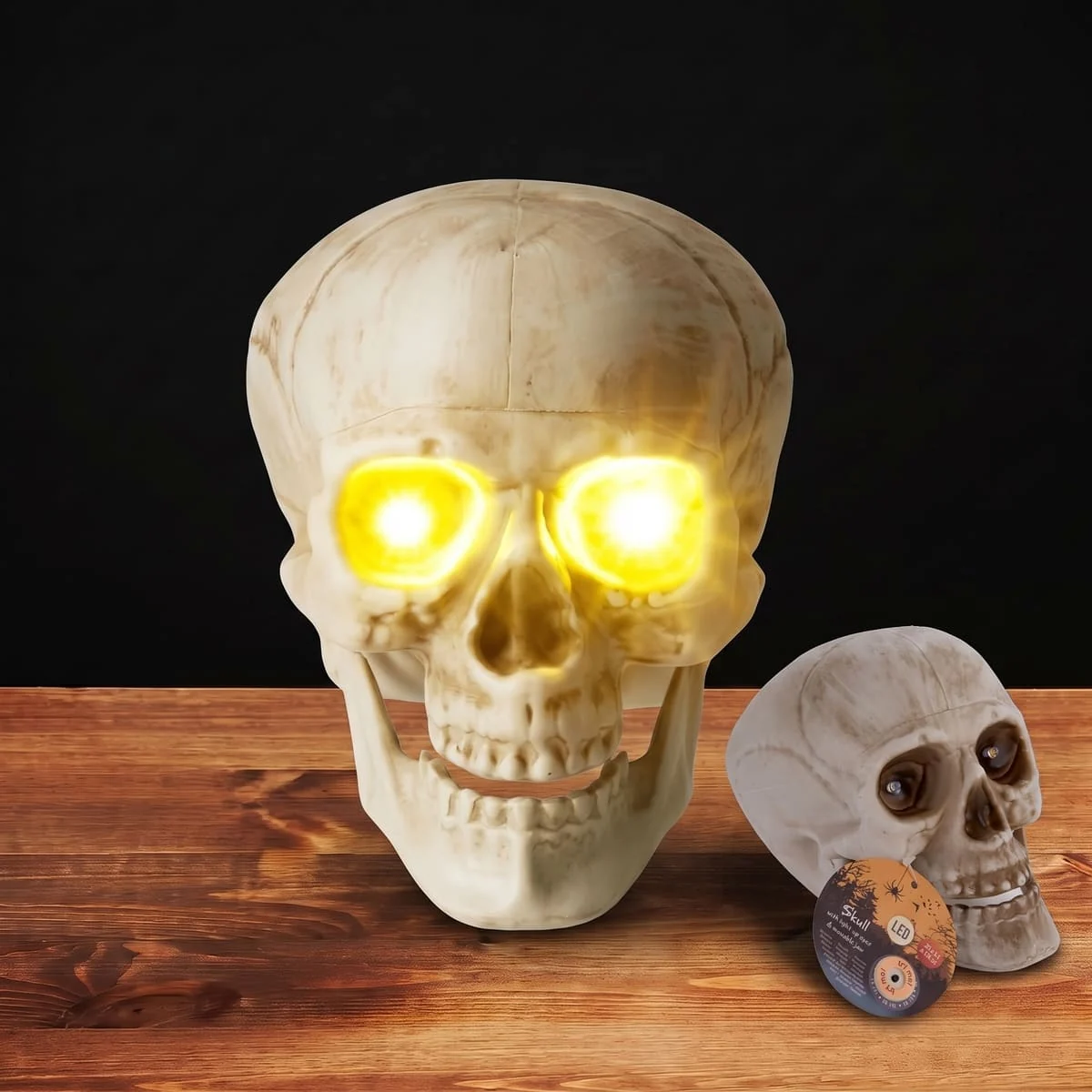 Czaszka LED ze świecącymi oczami – Halloween Czaszka LED ze świecącymi oczami – Halloween