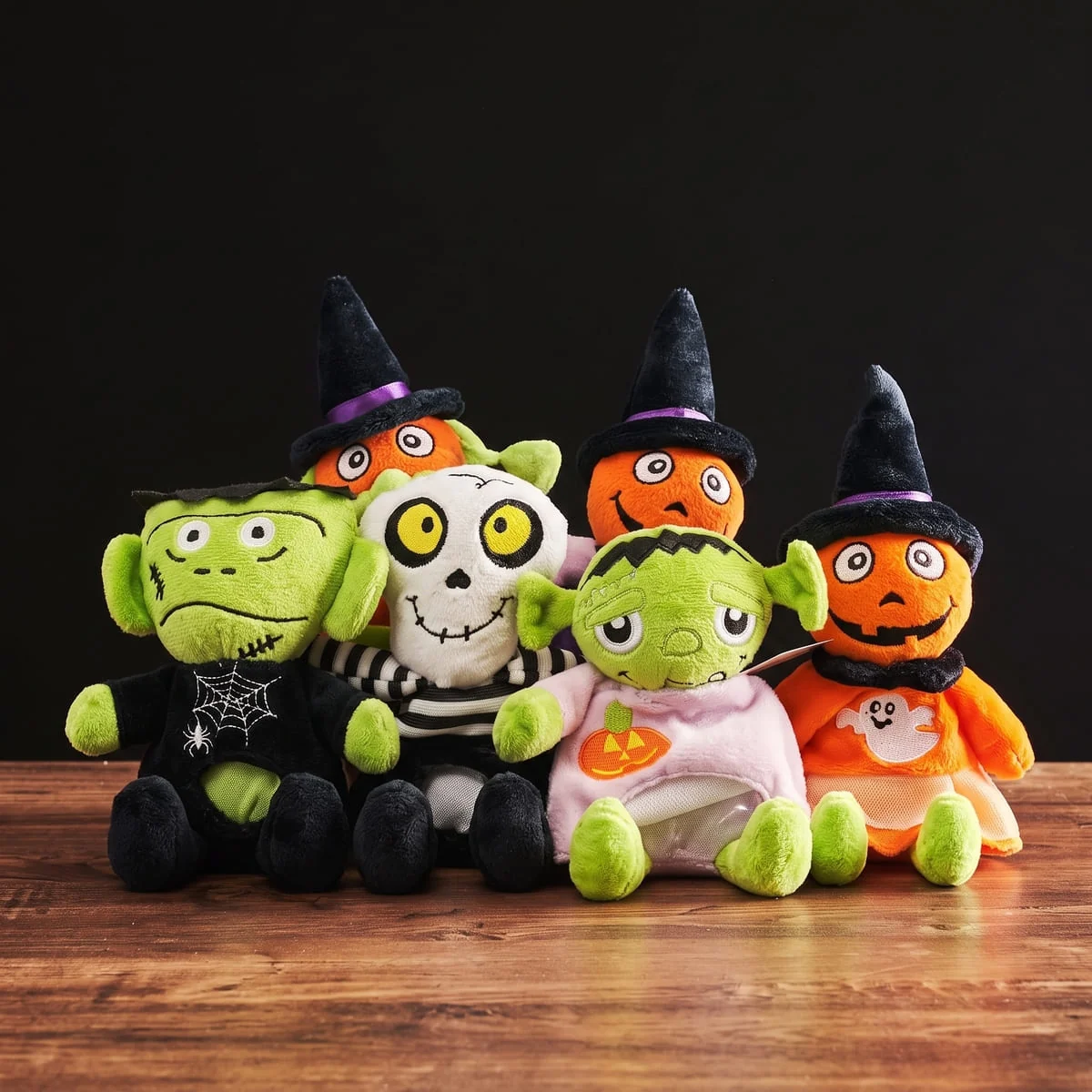 Pluszak z cukierkami mix Frankenstein, kościotrup, dynia – Halloween Pluszak z cukierkami mix Frankenstein, kościotrup, dynia – Halloween
